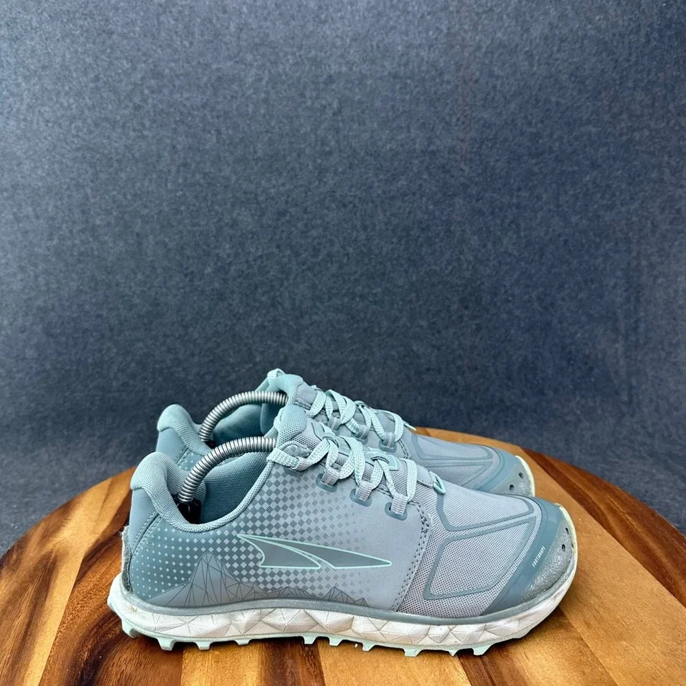 Altra Shoes Womens 7.5 Superior 4.5 Blue Gray Hiking Trail Running Sneakers